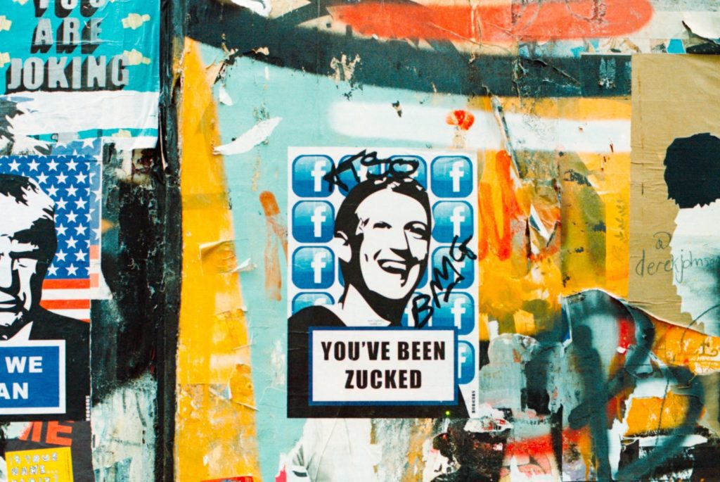 Facebook Encourages Teenage Drug, Alcohol Abuse: Study