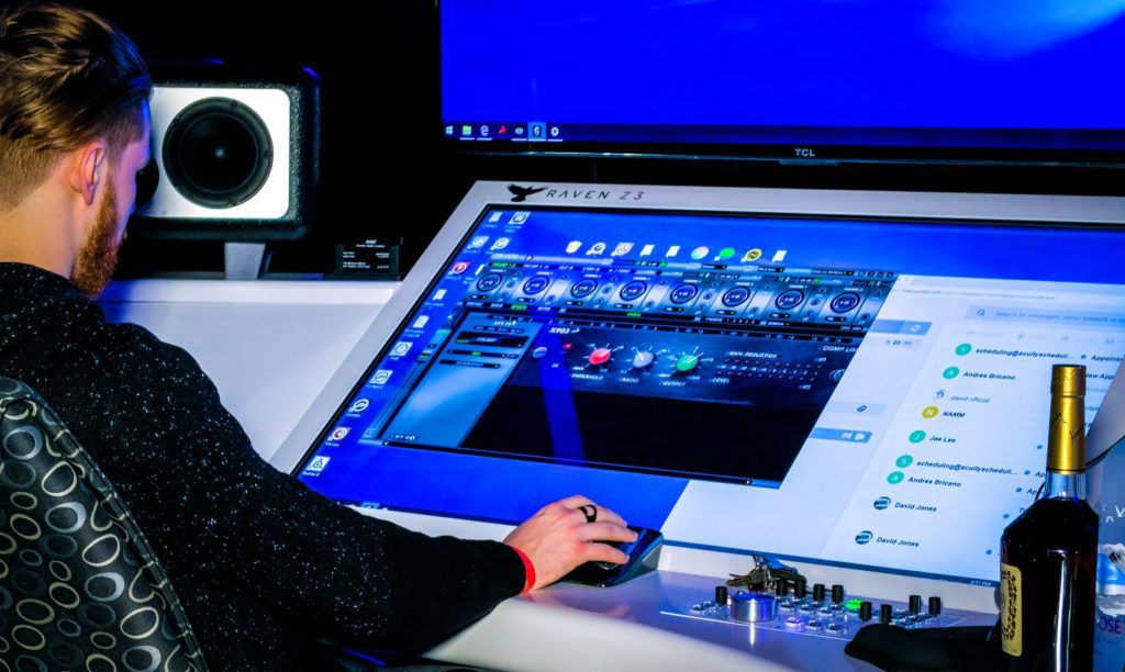 Small Businesses: Ways To Get The Best Data For Your Sales Team person in black long sleeve shirt playing game on computer